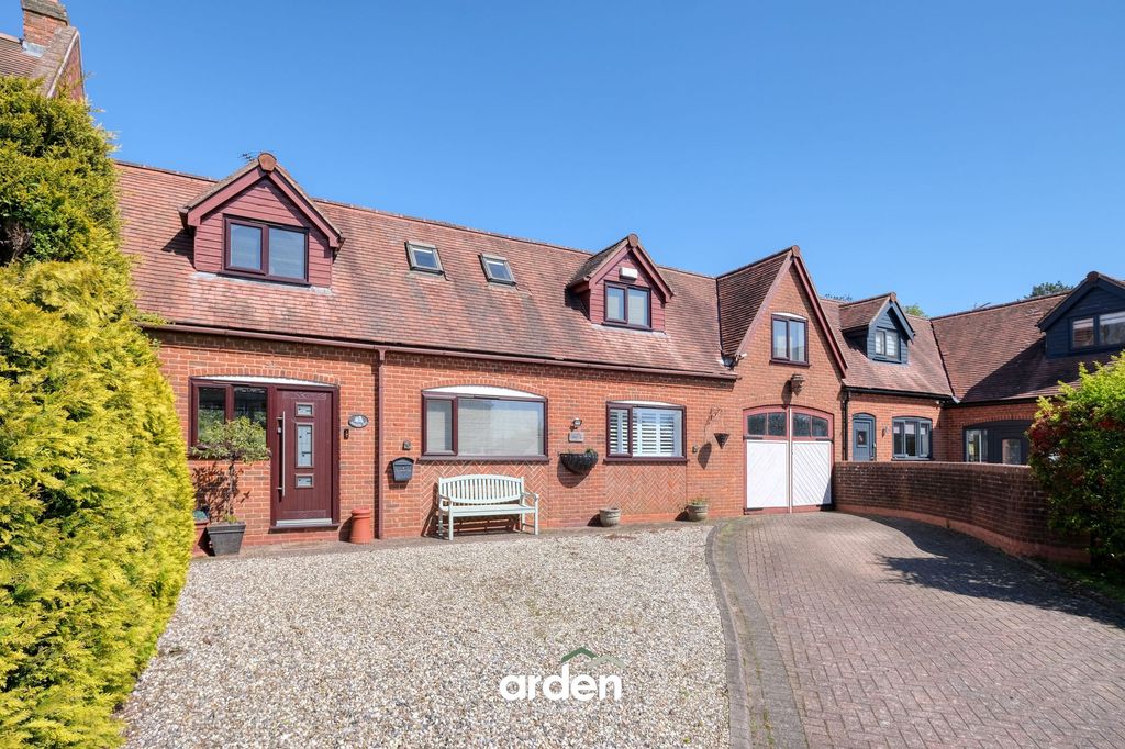 Property photo 1 of 17