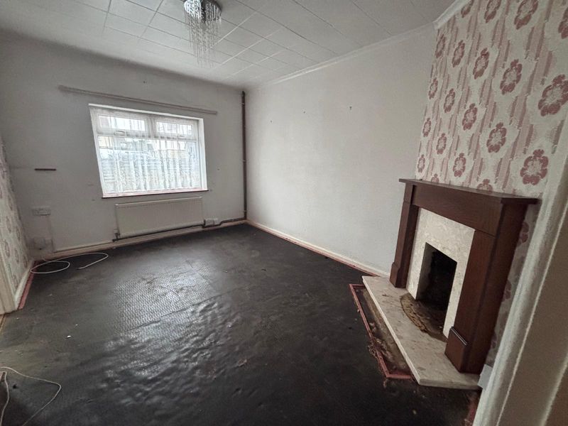 Property photo 2 of 16 Dining Room