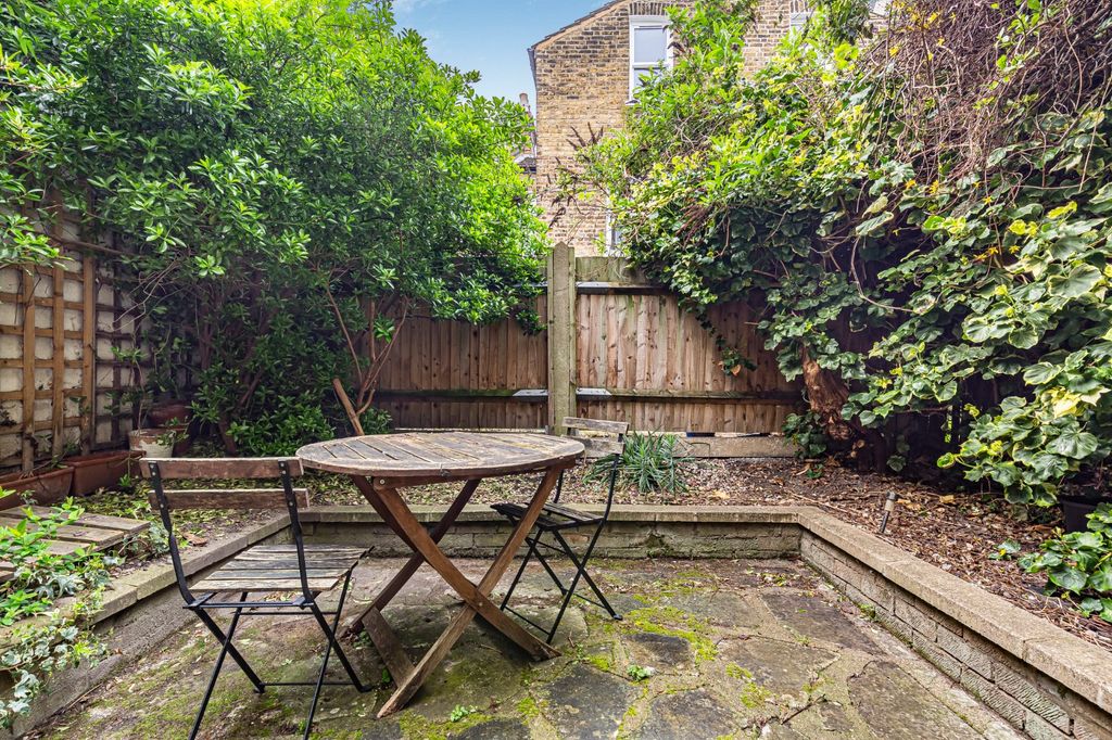 Property photo 2 of 11 Picture No. 01