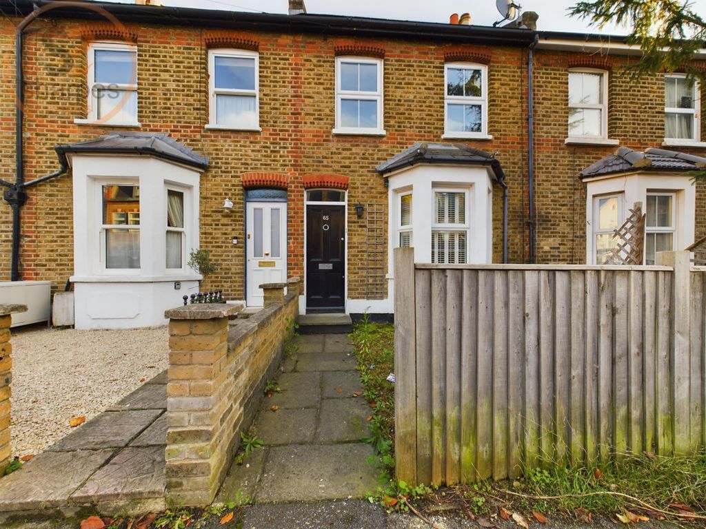 Property photo 1 of 16 Cam03524G0-Pr0047-Still016