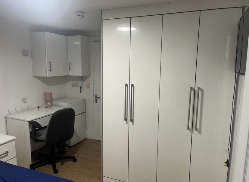 Property photo 2 of 4