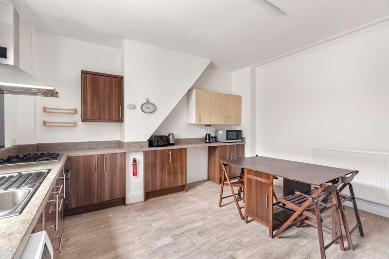 Property photo 3 of 20 Photo 18