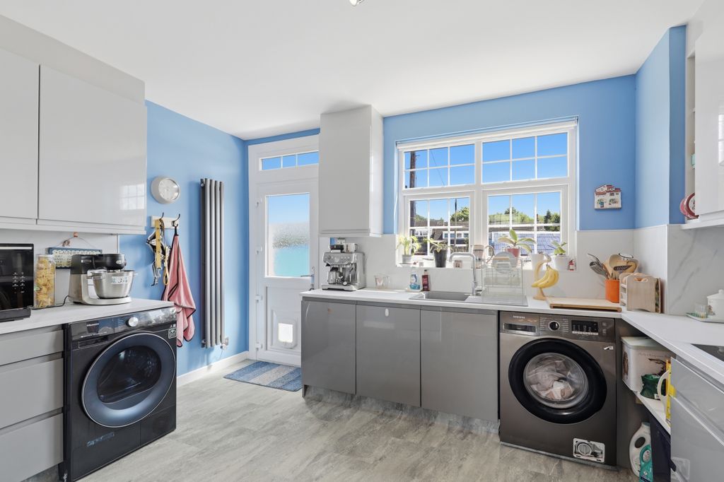 Additional image 10 of 3 bed flat for saleChurch Road, Gartocharn G83