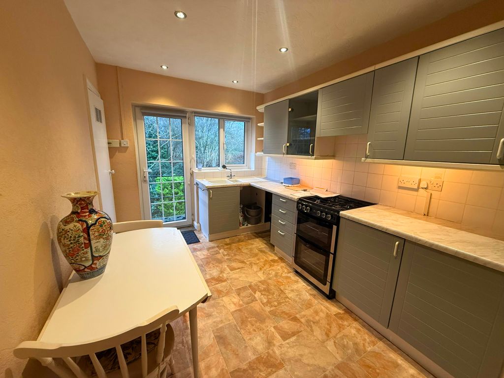 Property photo 3 of 7 Img_0717