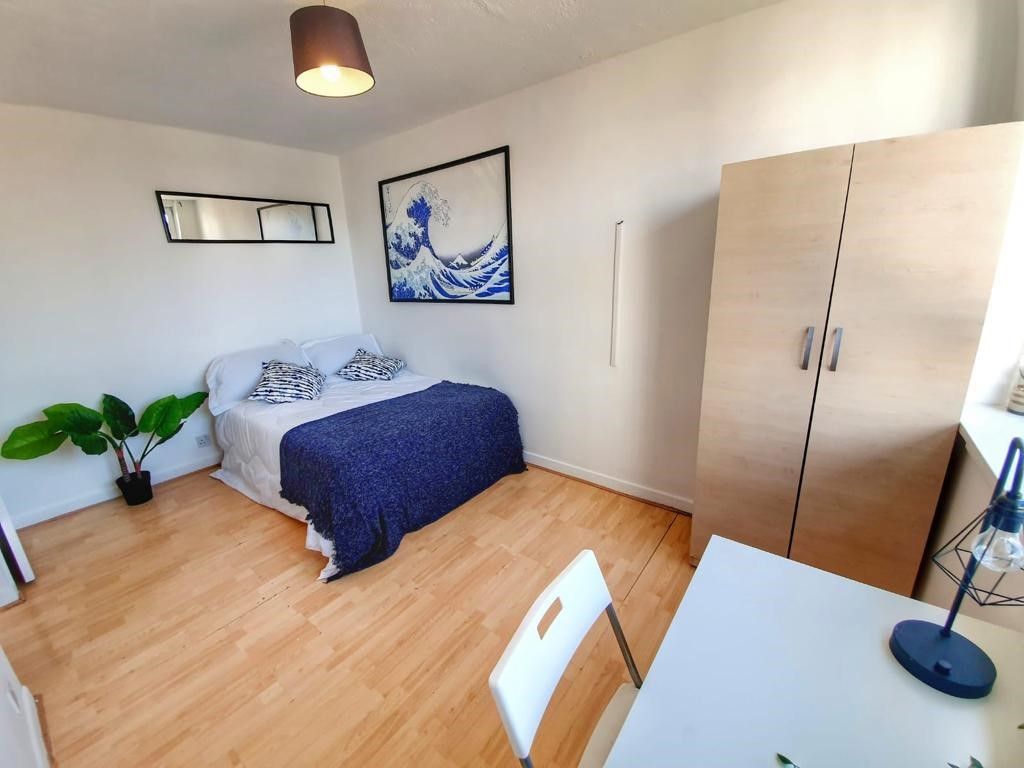 Property photo 2 of 5