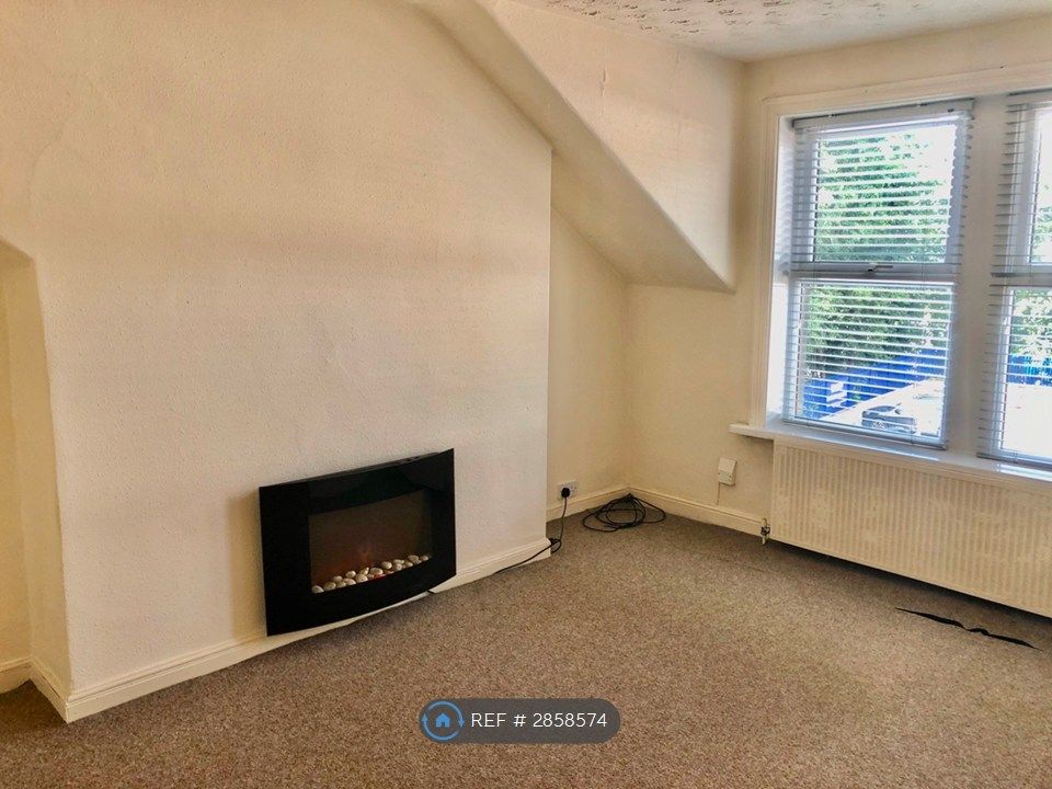 Property photo 2 of 4