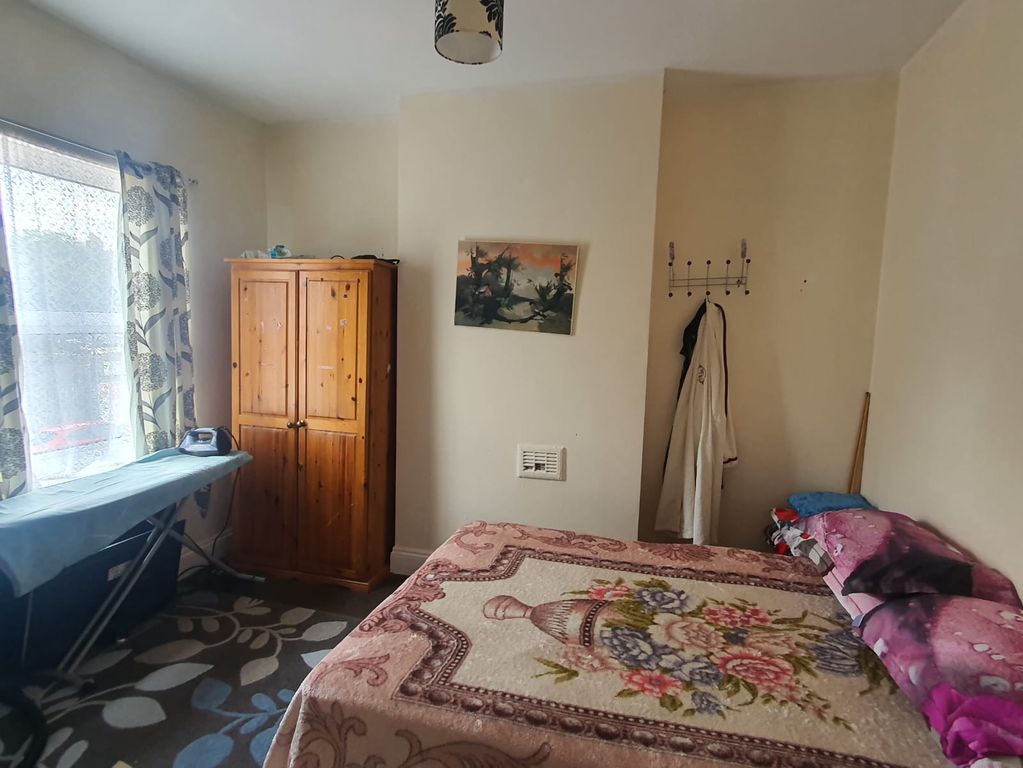 Property photo 3 of 3