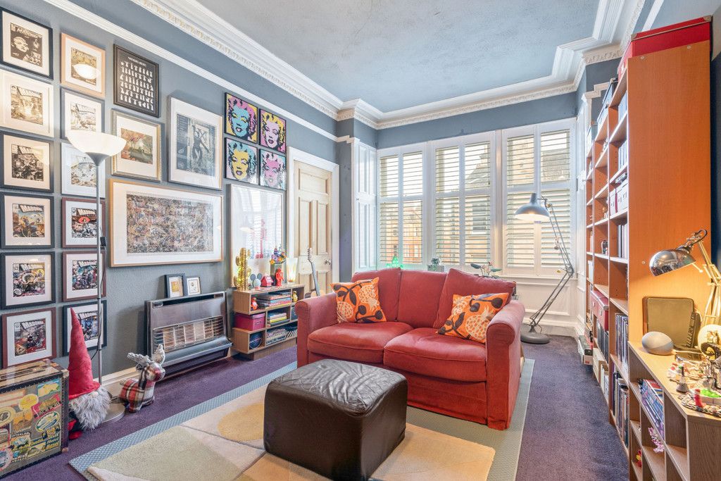 Property photo 3 of 27