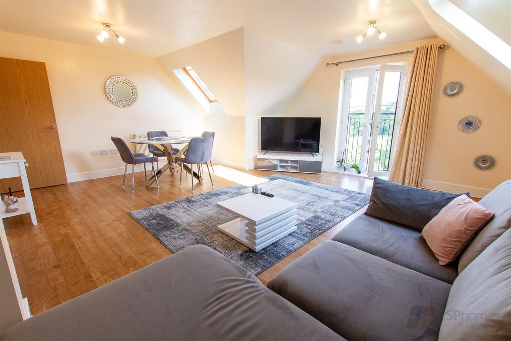 Property photo 3 of 10 Frt2-82.Jpg