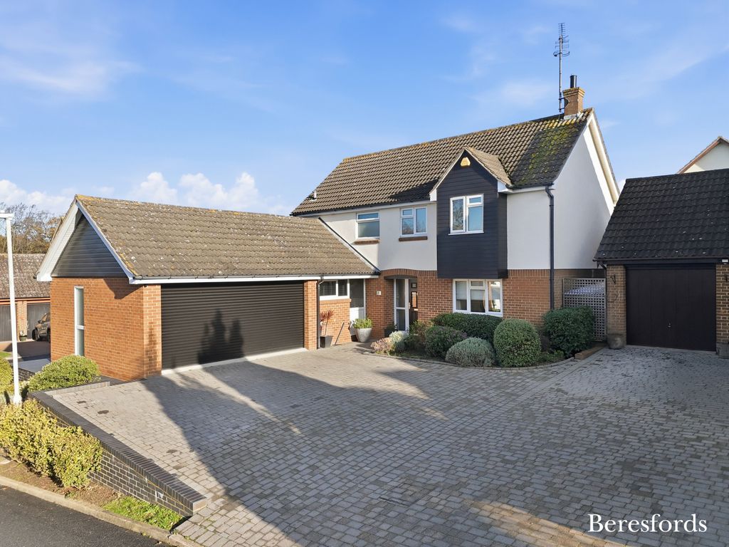 Property photo 1 of 18 Picture No. 05