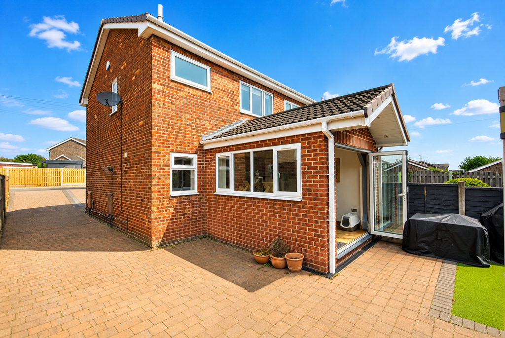 Property photo 2 of 28 2