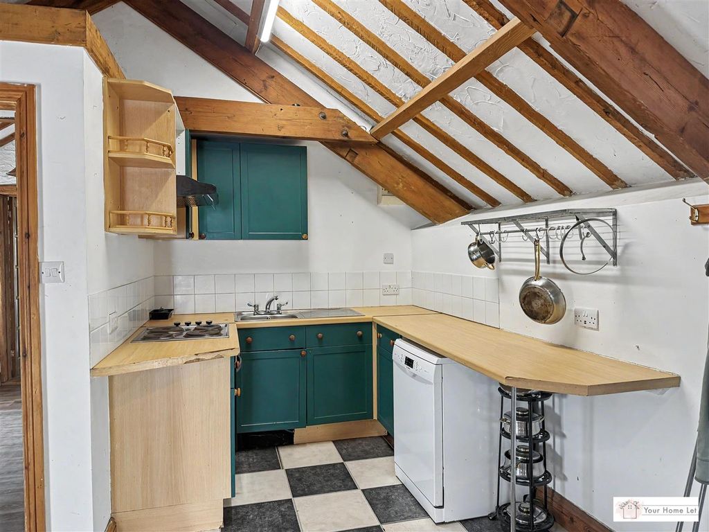 Property photo 3 of 9 3.Jpg