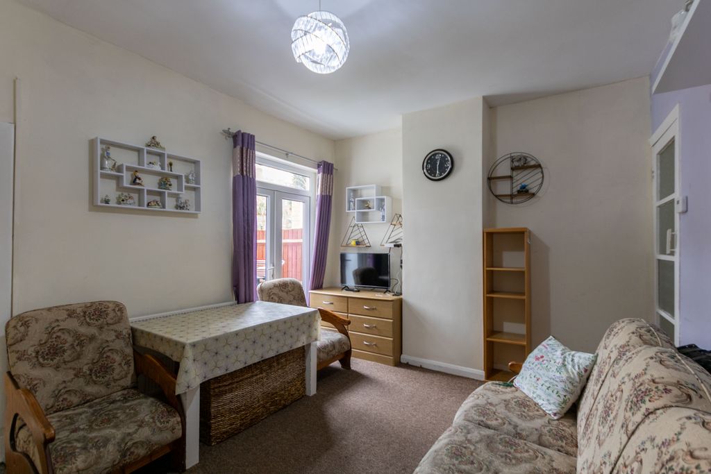 Property photo 2 of 10 Img_0250_1