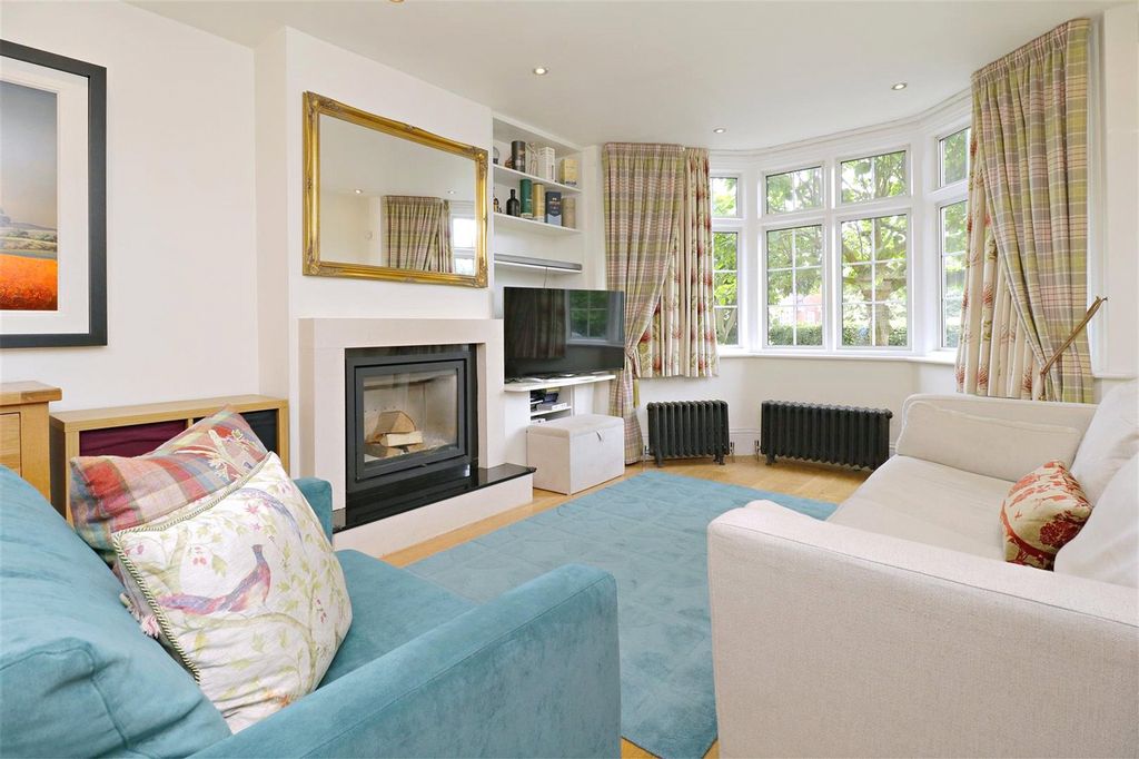 Property photo 2 of 13 9459.Jpg