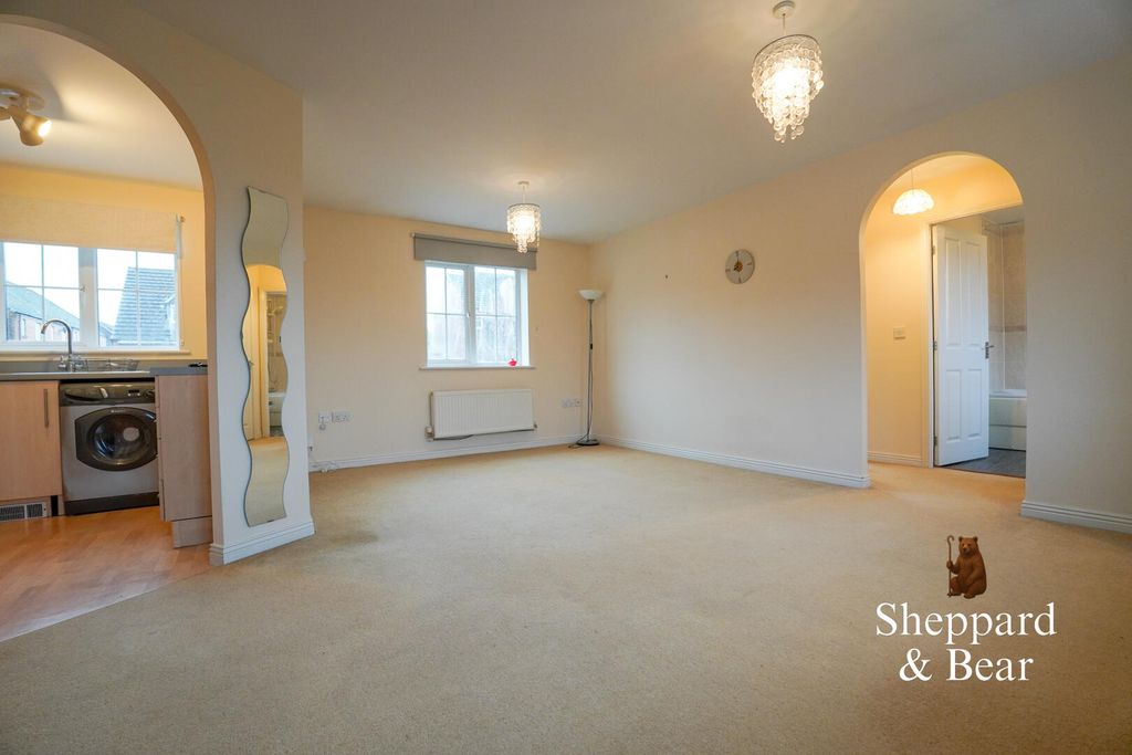 Property photo 3 of 16 Living Room