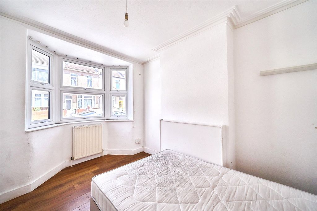 Property photo 2 of 10 Picture No. 38
