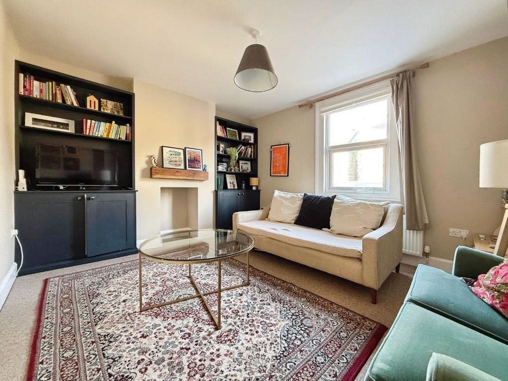 Property photo 2 of 18 Pbox-Img.Jpeg