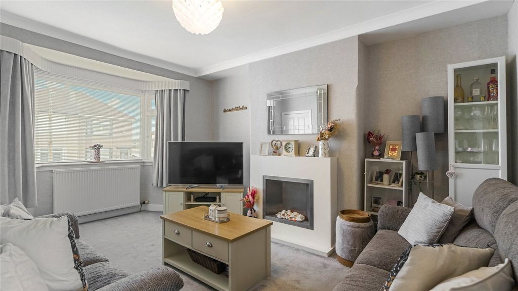 Property photo 2 of 26 Picture No. 04