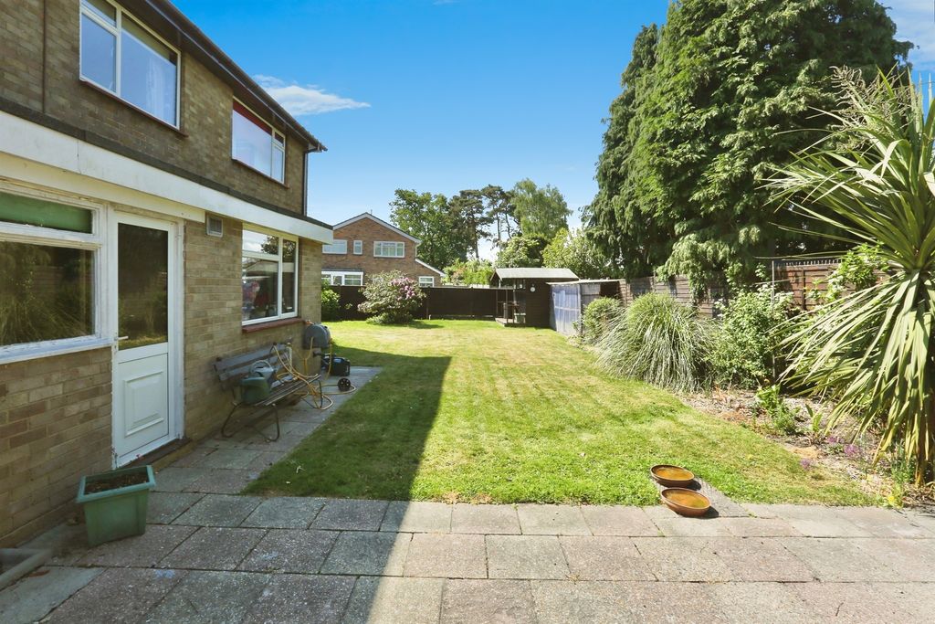 Property photo 3 of 17
