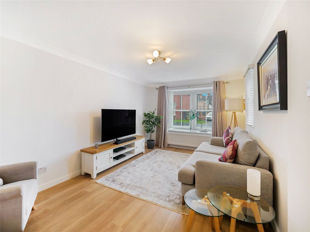 Property photo 2 of 16 Picture No. 02