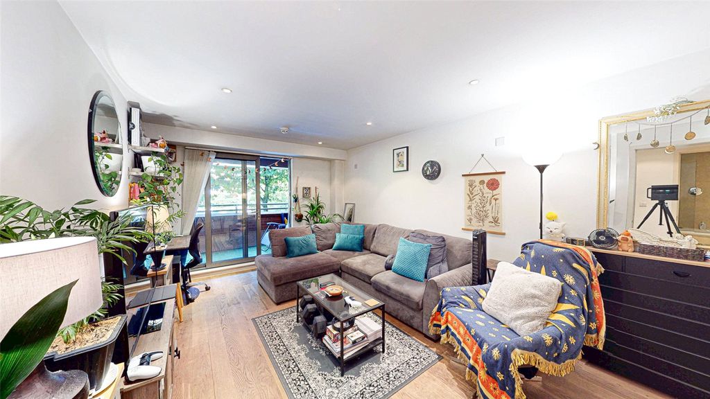 Property photo 1 of 9 Picture No. 06