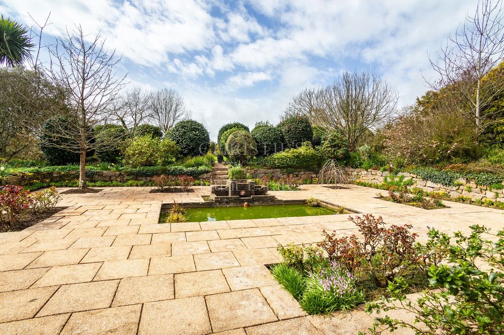 Property photo 2 of 30 Not Specified