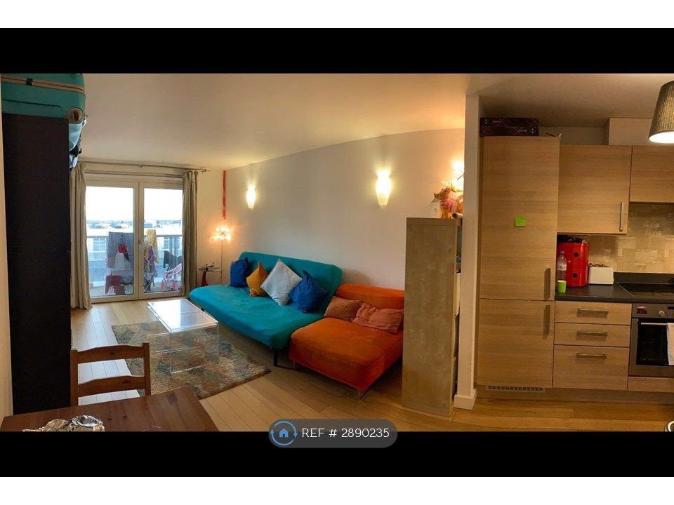 Property photo 2 of 11