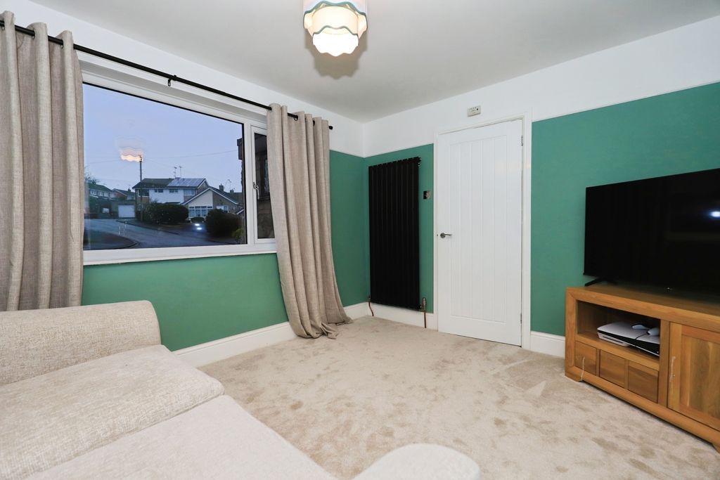 Property photo 3 of 20 Pbox-Img.Jpg