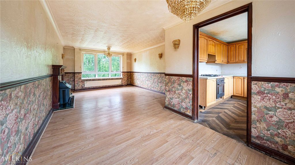 Property photo 2 of 10 Picture No. 04