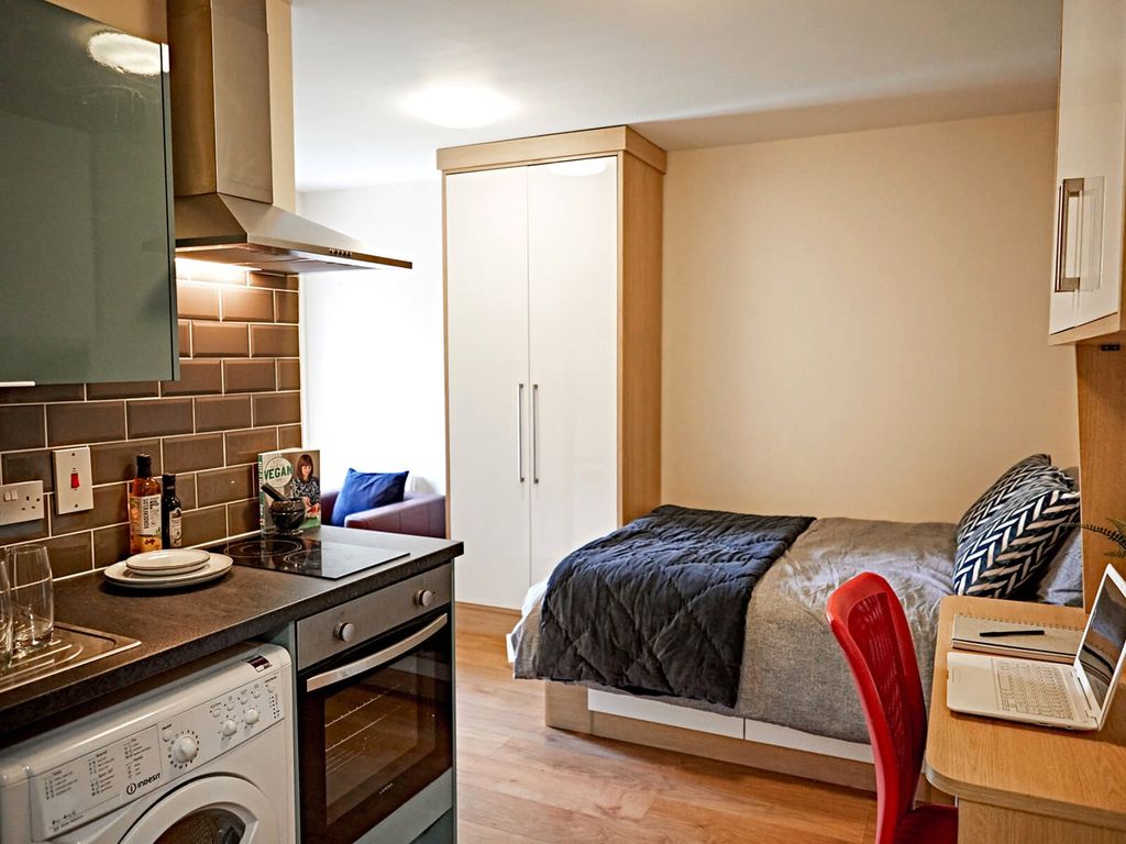 Property photo 3 of 11