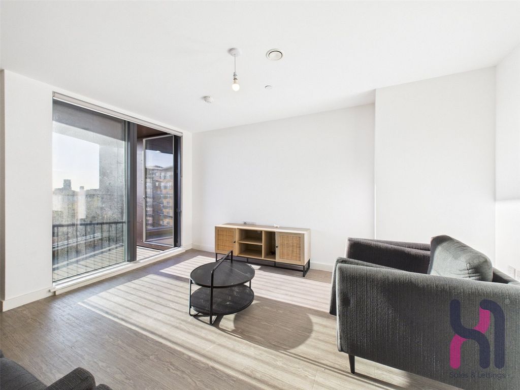 Property photo 2 of 23 Picture No. 35