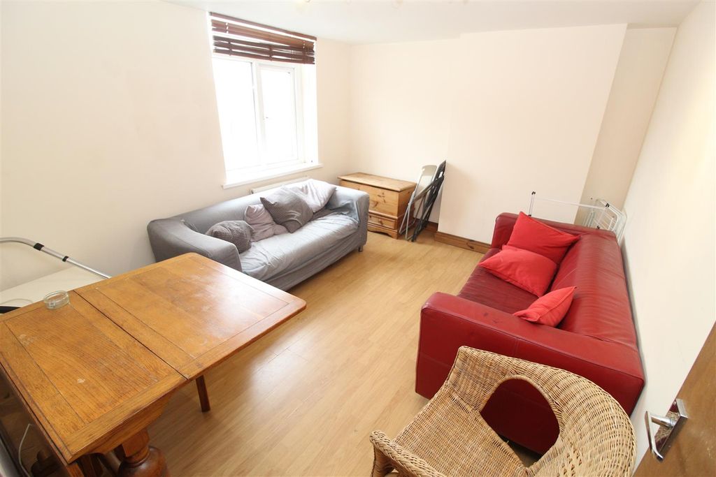 Property photo 2 of 11 Img_8001.Jpg