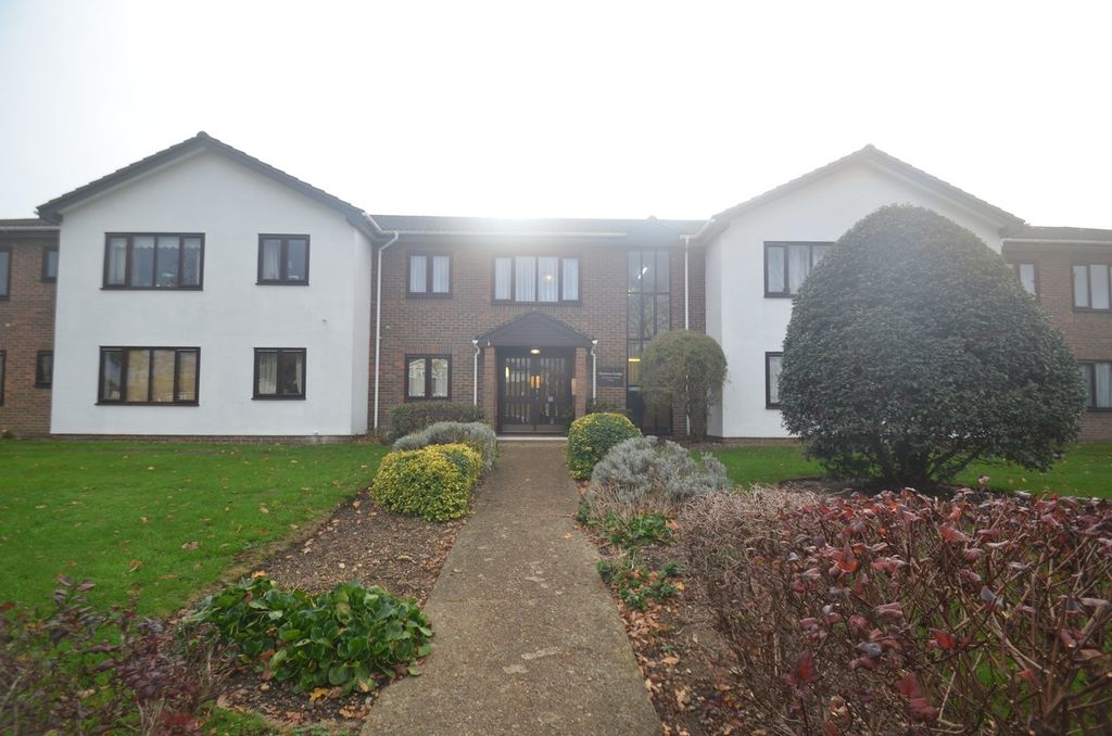 Property photo 1 of 9