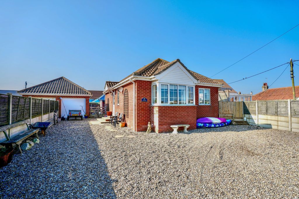 Property photo 1 of 27