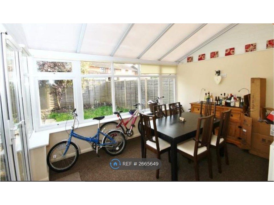 Property photo 3 of 10 Dining/ Conservatory