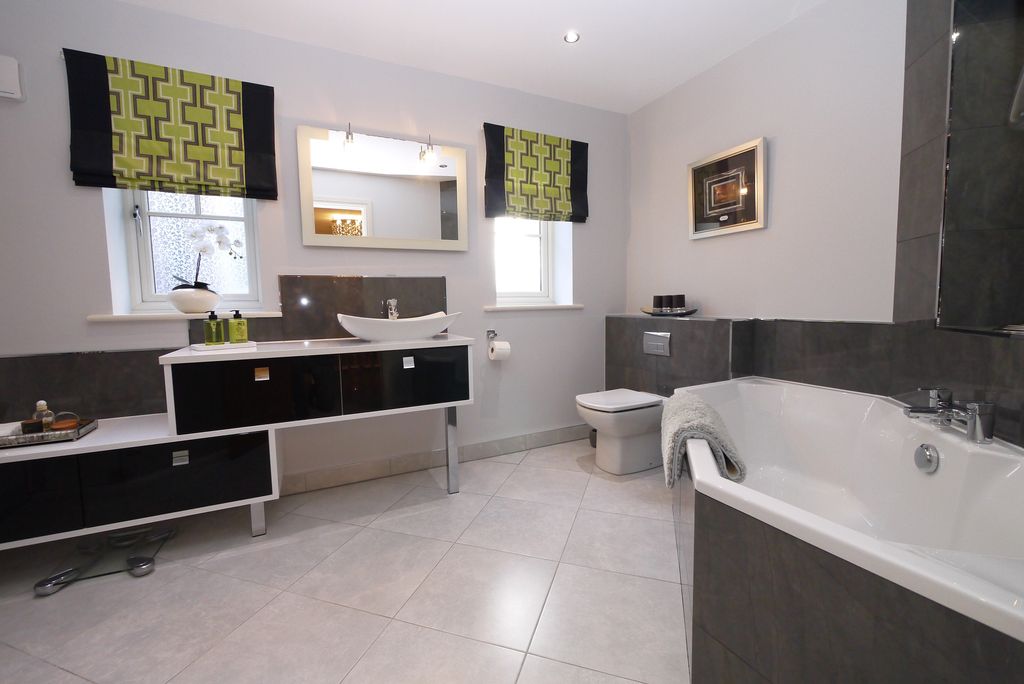 Additional image 38 of 4 bed detached house for saleBawtry Road, Bessacarr, Doncaster DN4