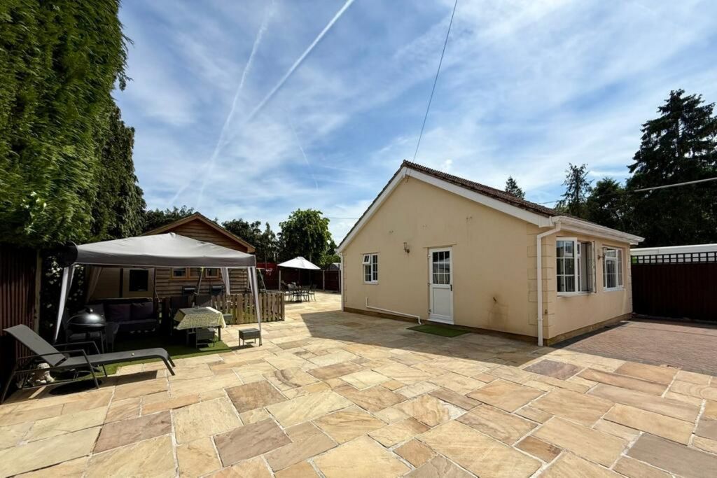 Additional image 32 of 7 bed detached bungalow for saleBangors Road North, Iver SL0