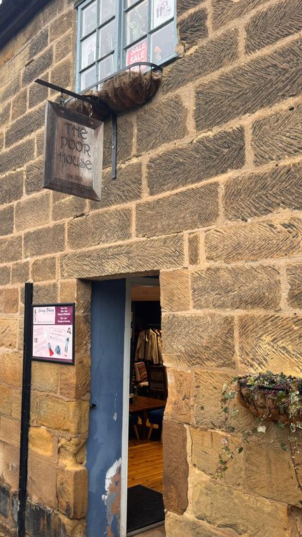 Property photo 3 of 23