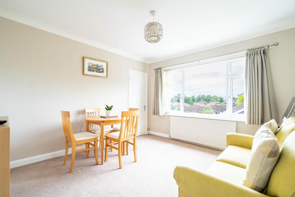 Property photo 3 of 15 2 St James Mount Interiors