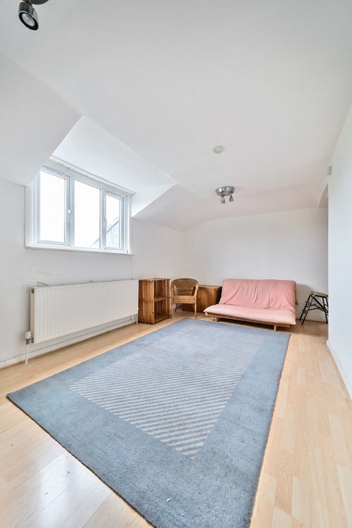 Property photo 3 of 7 Picture No. 04