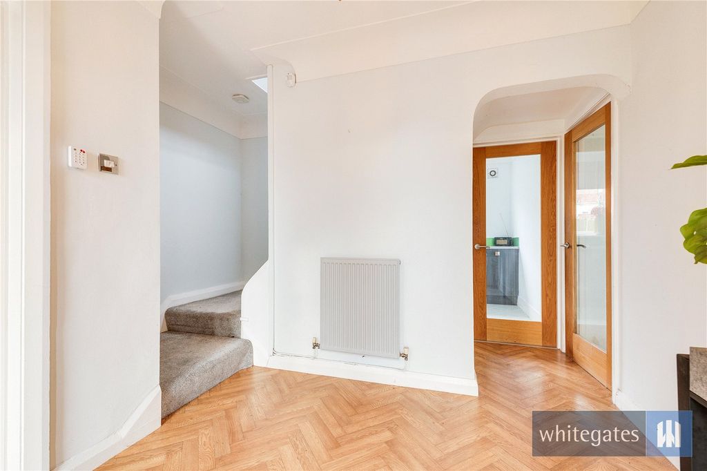 Property photo 2 of 30 Picture No. 03