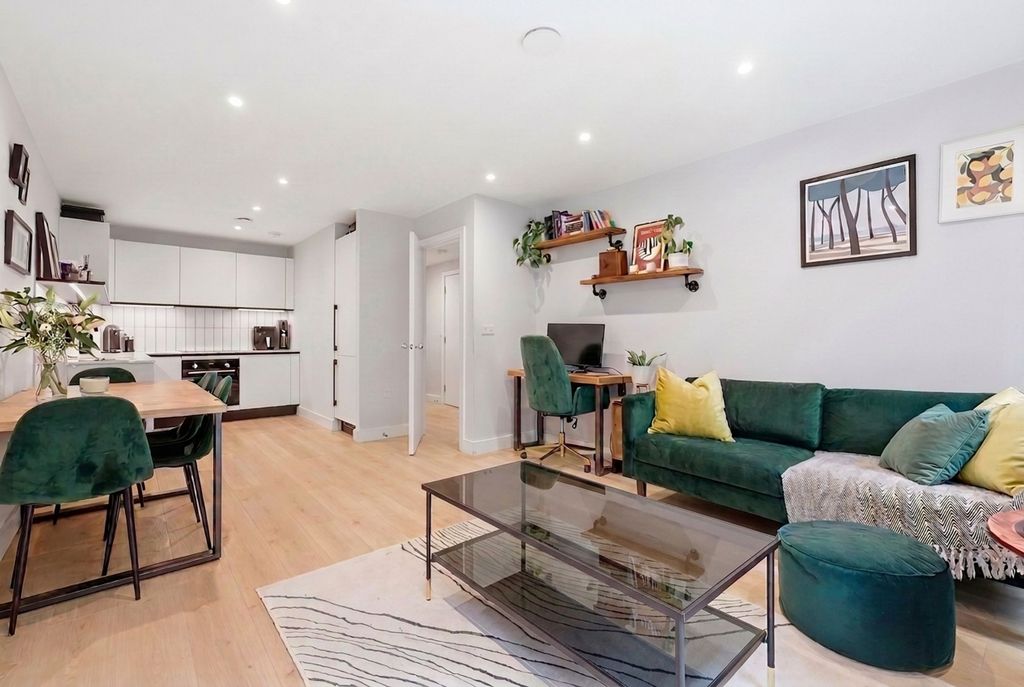 Property photo 3 of 17 Open Plan Living