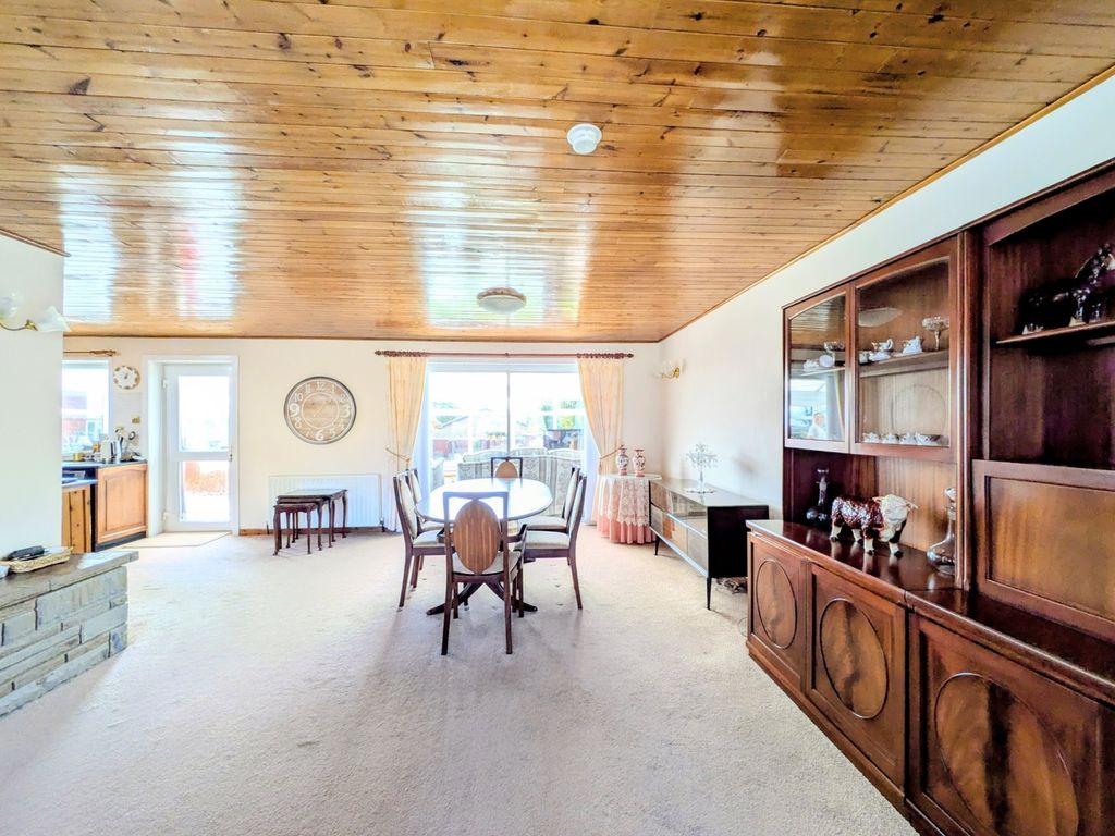 Property photo 3 of 14 1000001474