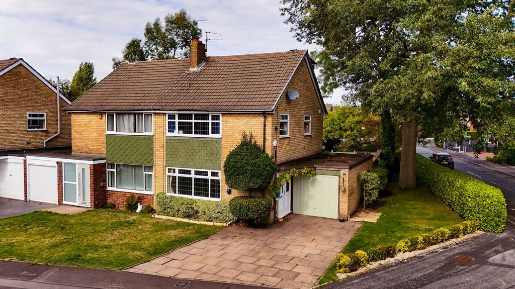 Property photo 1 of 35