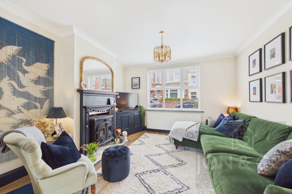 Property photo 2 of 14