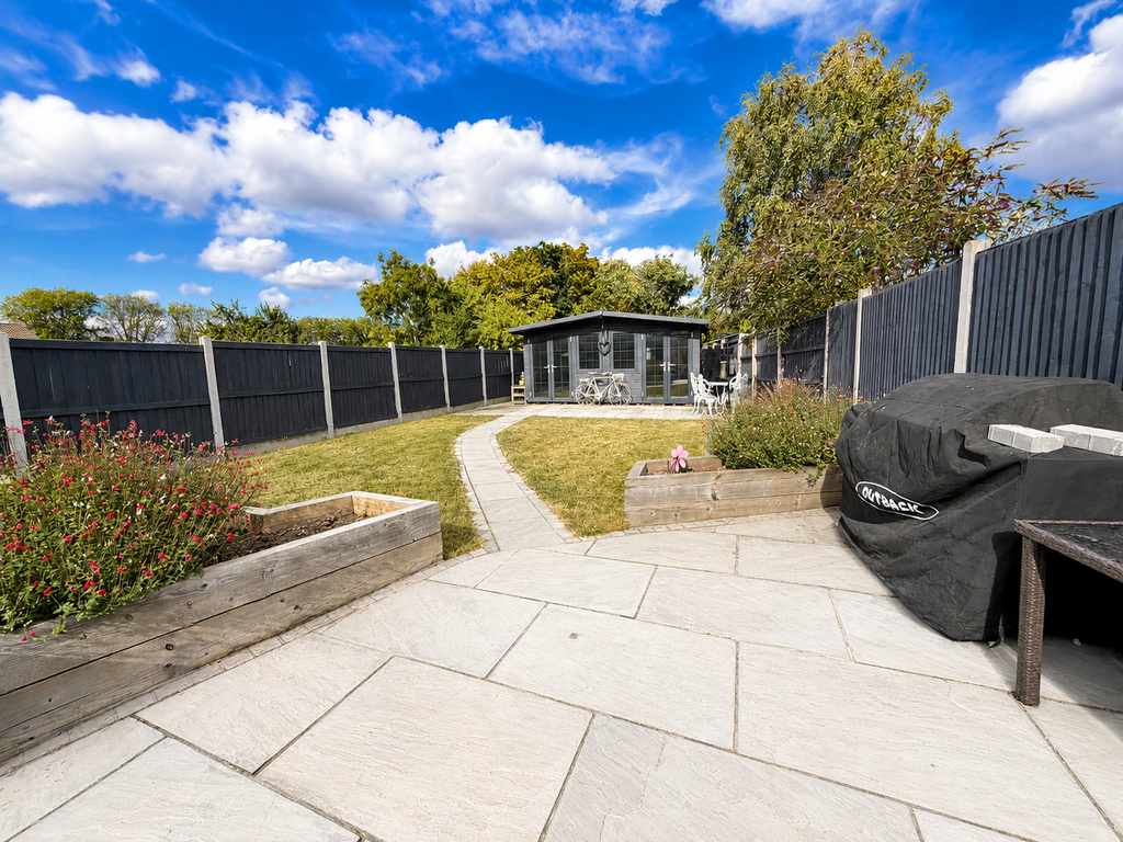 Property photo 3 of 28 Picture No. 24