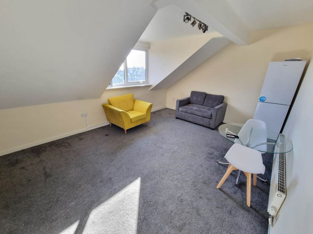 Property photo 1 of 7 20250325_155953