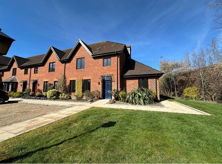 Property photo 1 of 36 Picture No. 77