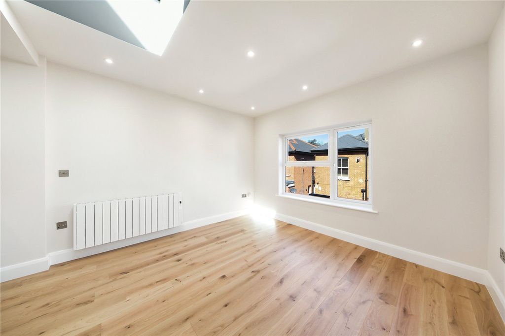 Property photo 3 of 13 Picture No. 04