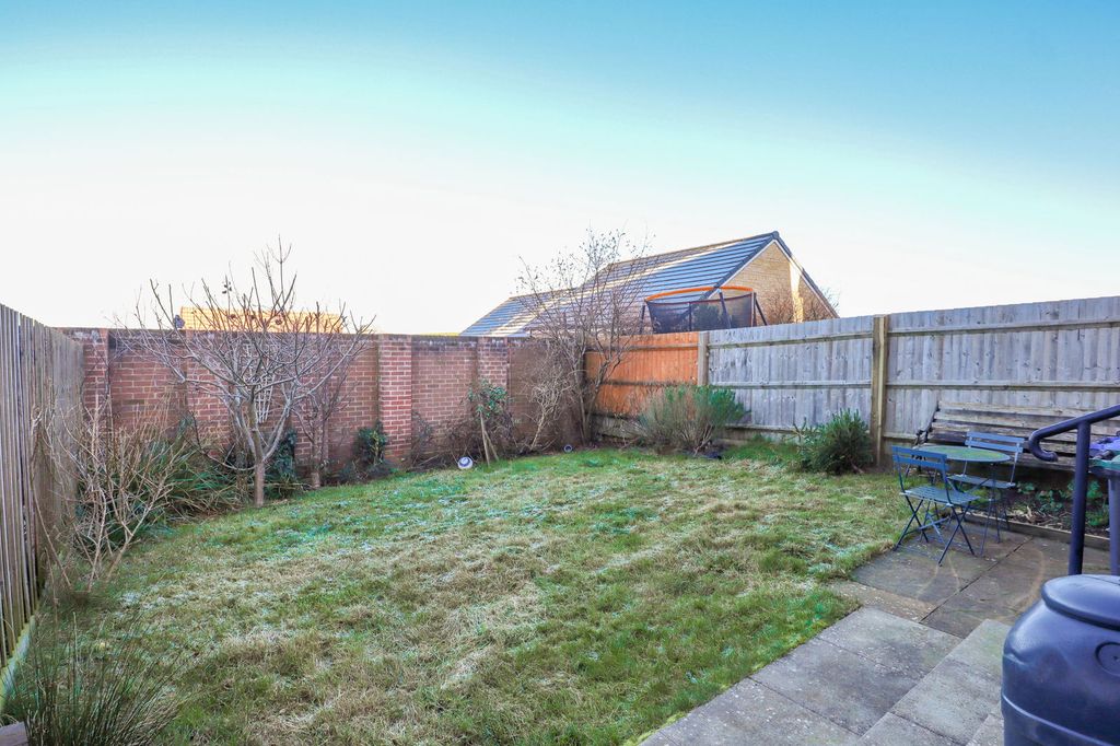 Property photo 3 of 15